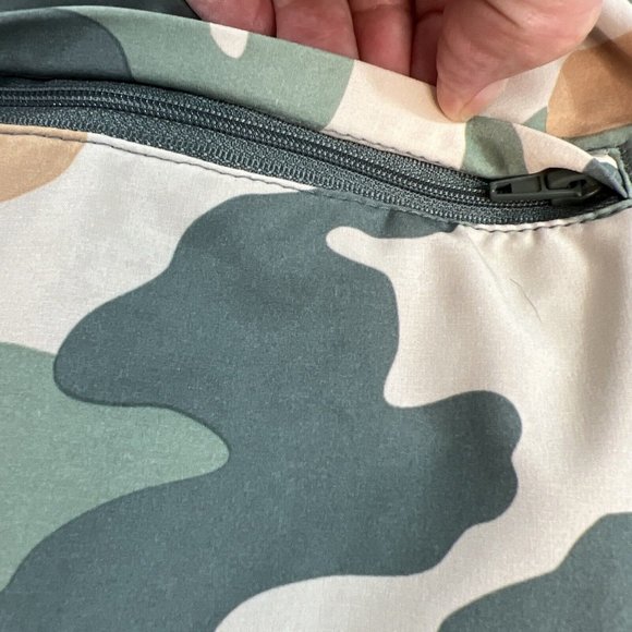 Old Navy Active Mens Swim Trunks 2XL Bathing Suit Board Shorts Swimsuit Camo - Picture 15 of 15